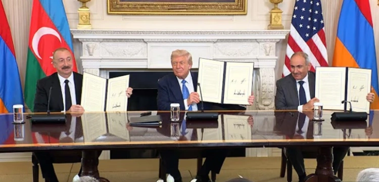 Trump to zrobił. Jest deklaracja pokojowa Armenii z Azerbejdżanem bez Moskwy