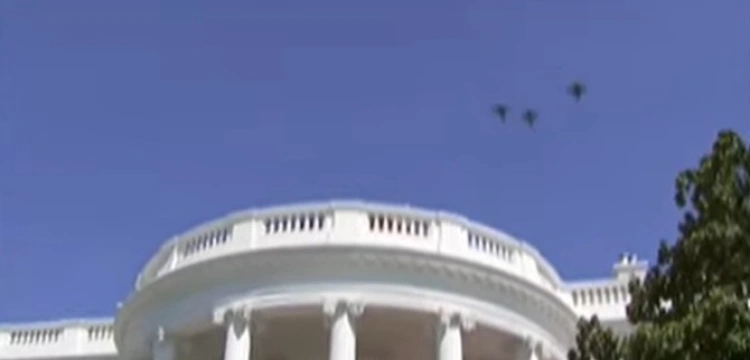 Wzruszający gest Białego Domu. Trump i Nawrocki uczcili pamięć majora Krakowiana
