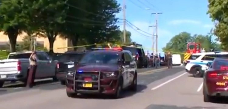 Tragedia w katolickiej szkole w Minneapolis. Dwie ofiary śmiertelne, kilkadziesiąt osób rannych