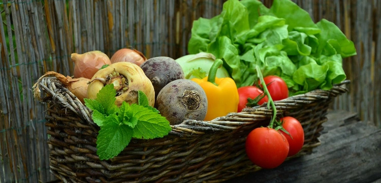 Warzywa zamiast słodyczy - prosta kalkulacja kaloryczna na codzienny spadek wagi