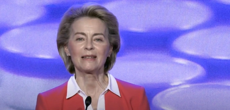 Von der Leyen pod lupą prokuratury i mediów. Chodzi o zakup szczepionek na Covid-19