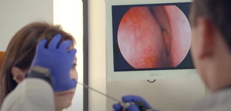 Laryngolog wyjaśnia: Uszkodzenie węchu i smaku nie tylko przez COVID-19