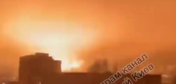 Kolejny atak Rosji. Jedna osoba zginęła po tym, jak rakieta trafiła w blok