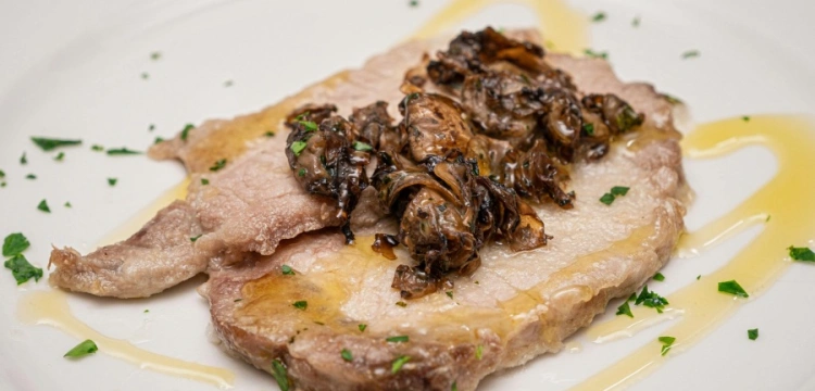 Schab sauté z leśnymi grzybami – jesienne arcydzieło polskiej kuchni