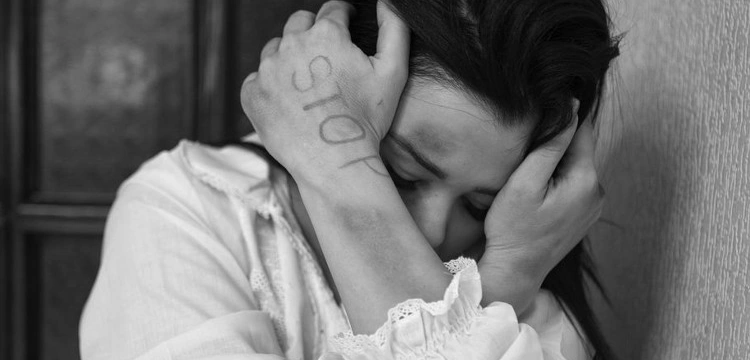 Krakowska kuria zwarła ugodę z kobietą oskarżającą biskupa o molestowanie