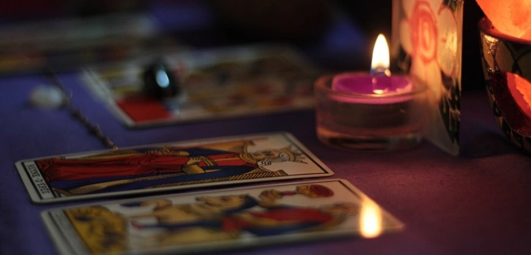 Świadectwo. Uwikłana w wróżbiarstwo