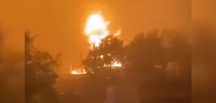 Ukraina: Magazyn paliwa Rosjan w ogniu [WIDEO]