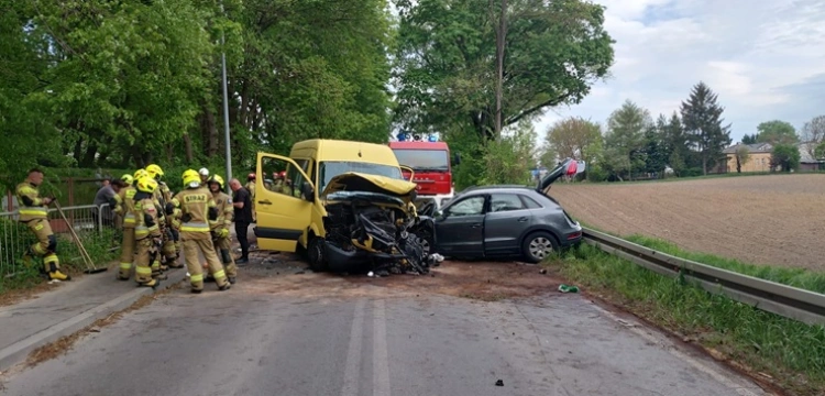 Tragiczny wypadek pod Lublinem. Wśród rannych są dzieci