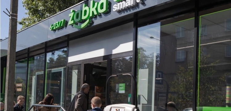 Jest komentarz rzecznika rządu ws. zakupu sieci sklepów „Żabka”