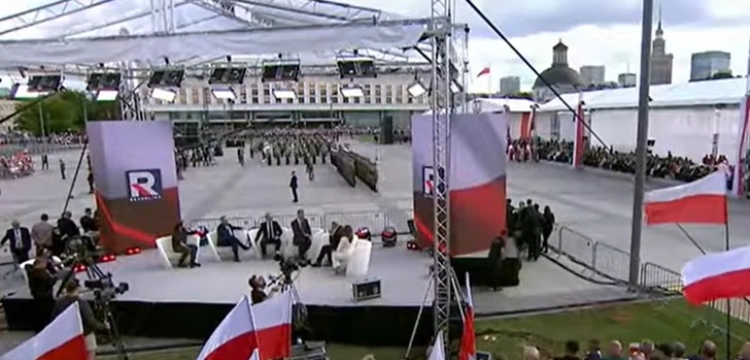 "Dno i metr mułu" - ostre reakcje po kompromitacji medialnej neoTVP ws. zaprzysiężenia Prezydenta RP