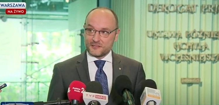 Prof. Zaradkiewicz: "każdy akt wychodzący z Sejmu kadłubowego jako »ustawa« nie jest ustawą"