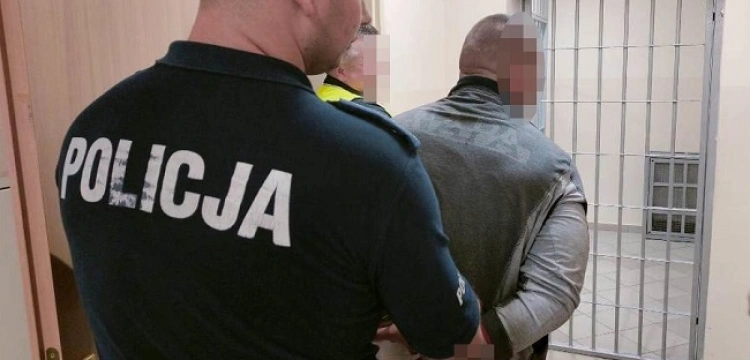 Cela plus. Zabrali porsche, aby odzyskać dług