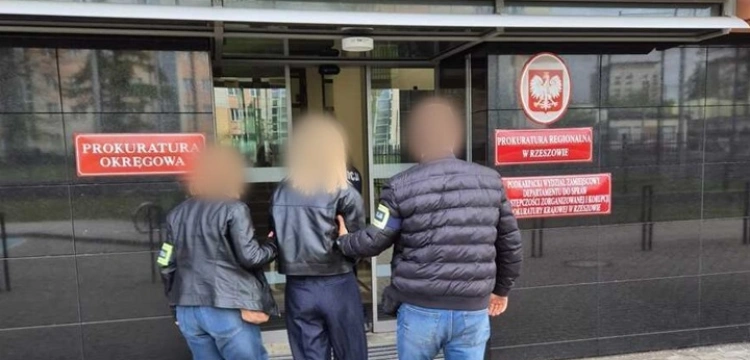 127 nieuprawnionych transakcji na ponad milion złotych