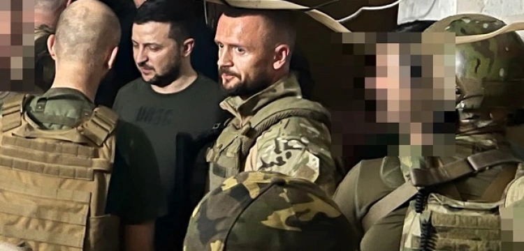 Zełenski potajemnie przejechał pod ostrzałem pod Siewierdonieckiem