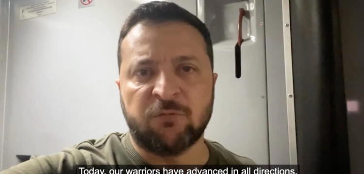 „To szczęśliwy dzień”. Zełenski dziękuje żołnierzom