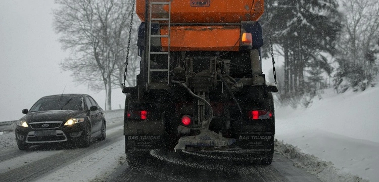 Zima uderzy na całego! Mróz, śnieg i gołoledź w całym kraju