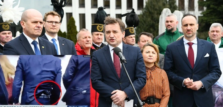 Ziobro z bronią za pasem. TVN: „przedmiot przypominający…” [Wideo]