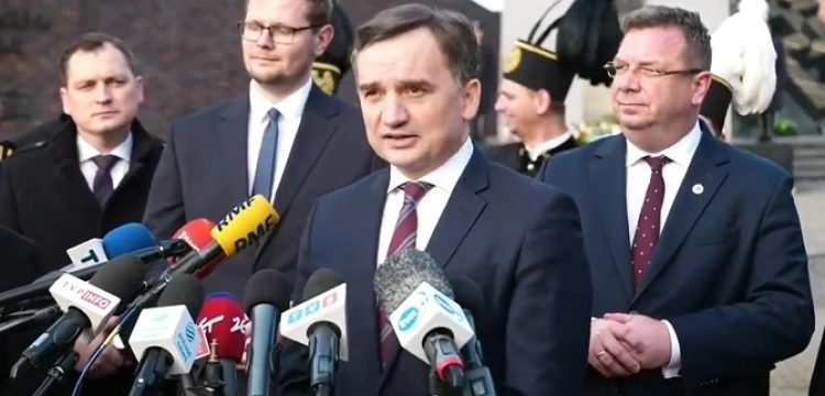 Ziobro wskazuje na zależność ETS i unijnego szantażu KPO wobec Polski [Wideo]