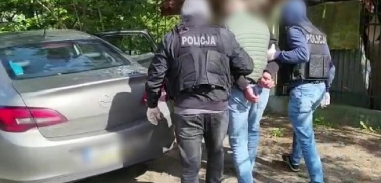 Cela plus! Włamywali się do domów na terenie całej Polski. Zostali ujęci w Bydgoszczy