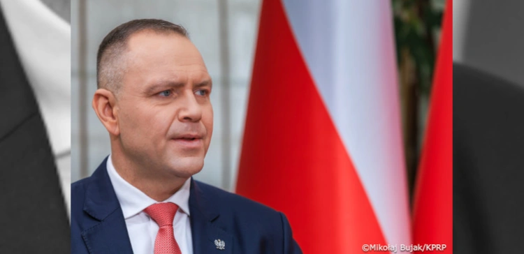 Prezydent odtajni aneks do raportu WSI? Jego poprzednik zagrożony