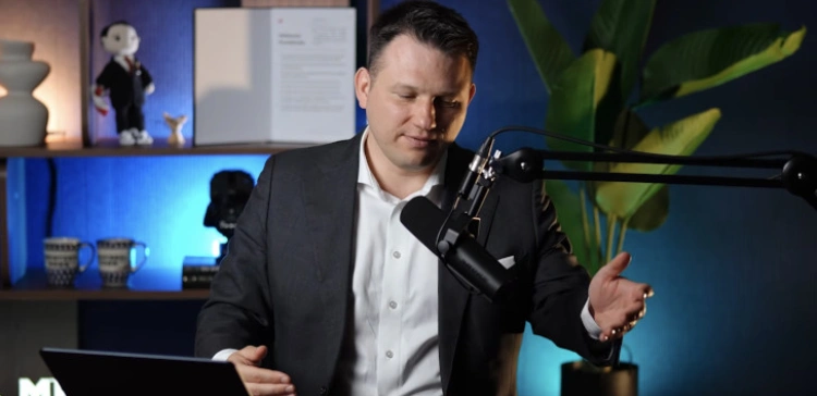 P. Semka dla Frondy: Sławomir Mentzen  – kinder niespodzianka