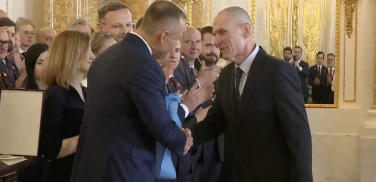 Andrzej Poczobut odebrał Order Orła Białego. Niezwykła uroczystość na Zamku Króelwskim