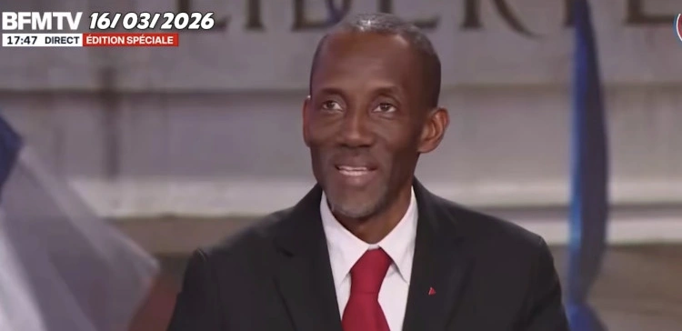 „Uległość” Houellebecqa staje się faktem. Semka dla Frondy: Biała lewica zdezorientowana