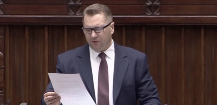 PiS chce ujawnienia kosztów ETS na rachunkach za energię. Czarnek: „Tego wymaga uczciwość”