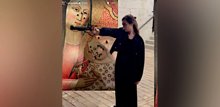 P. Chmielewski dla Frondy: Strzelała do Jezusa i Maryi. Kara? Żenujące…