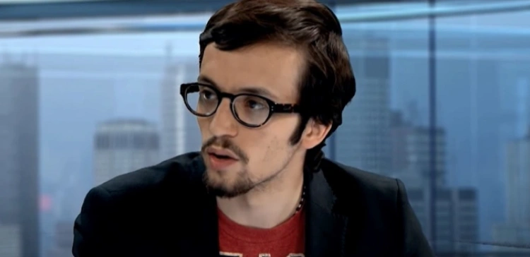 Układ w białych rękawiczkach? Pereira ujawnia kulisy wpływów w zdrowiu publicznym