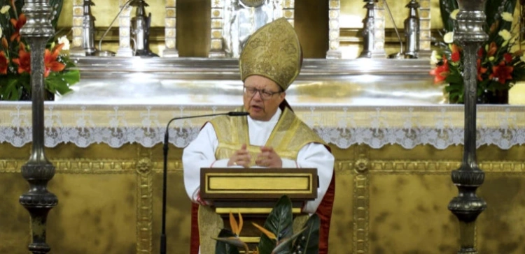 Najpierw pochować ofiary. Tego zabrakło w oświadczeniu kardynałów