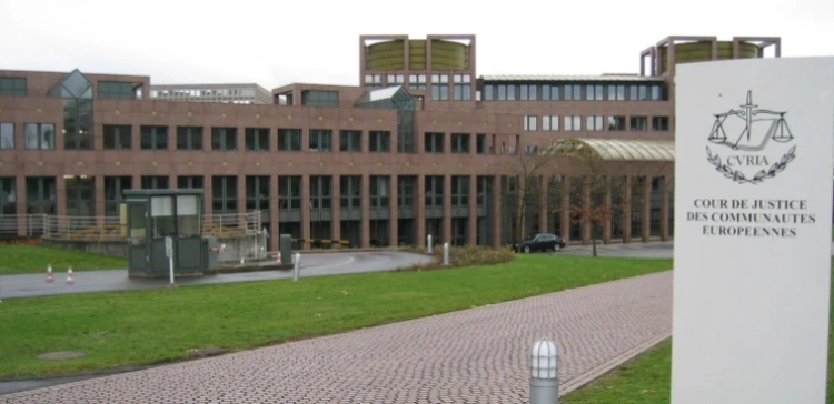 Początek upadku Unii? TSUE na kursie kolizyjnym z Europą - trybunał zaczyna sądzić sam siebie